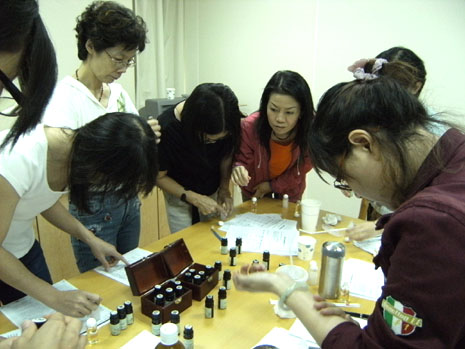 中榮麻醉科，舉辦醫護人員護理芳療訓練課程2009年11月份
